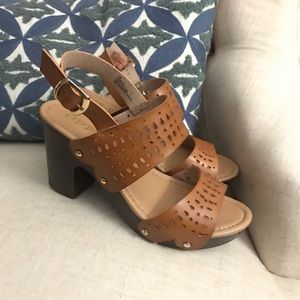 Alterd State leather chunky heel 🌟 Price Drop 🌟